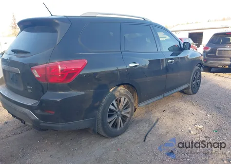 2017 Nissan Pathfinder Sl z USA, uszkodzony, nr VIN 5N1DR2MM5HC602852